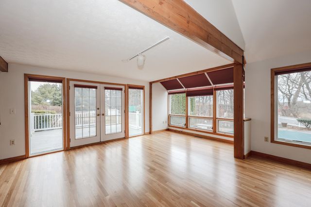 98 Dow Road, Hollis, NH 03049