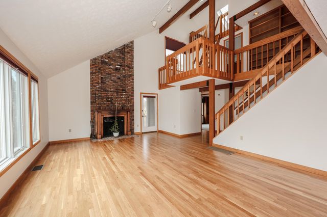 98 Dow Road, Hollis, NH 03049