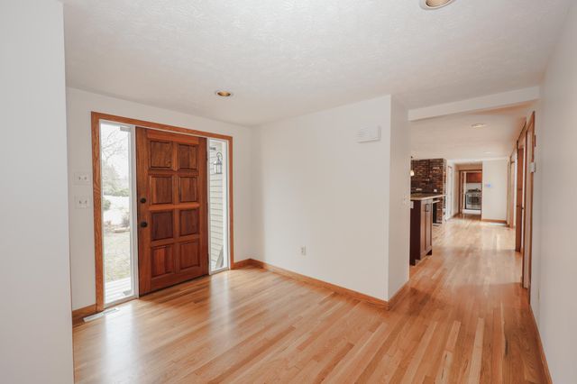 98 Dow Road, Hollis, NH 03049