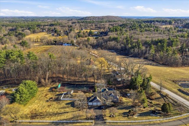 98 Dow Road, Hollis, NH 03049