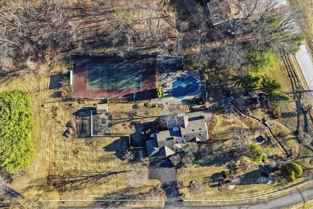 98 Dow Road, Hollis, NH 03049