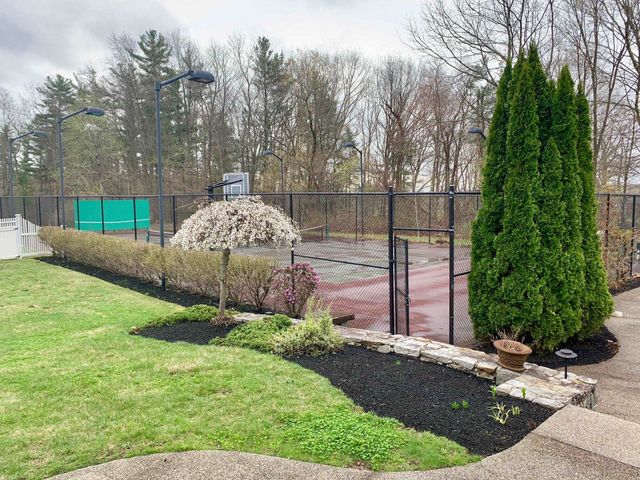 98 Dow Road, Hollis, NH 03049