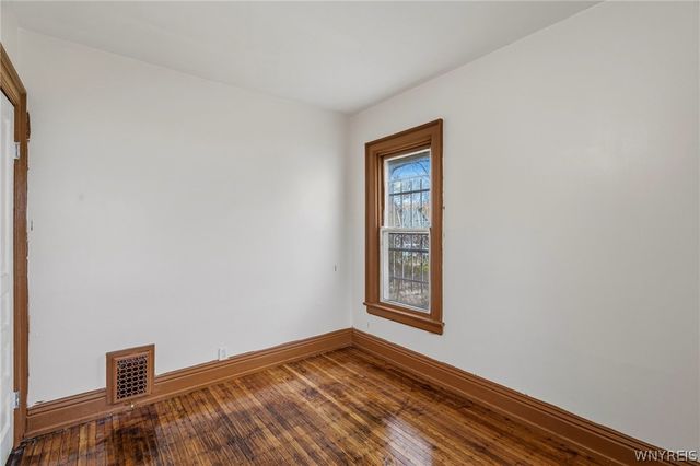 492 Dodge Street, Buffalo, NY 14208