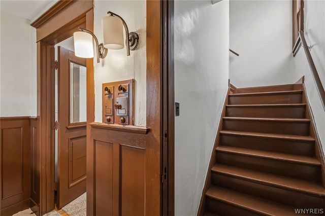 492 Dodge Street, Buffalo, NY 14208