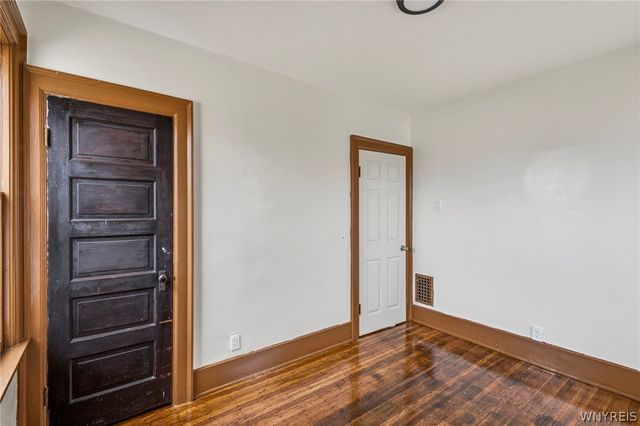 492 Dodge Street, Buffalo, NY 14208
