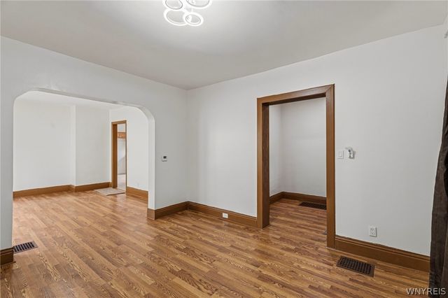 492 Dodge Street, Buffalo, NY 14208