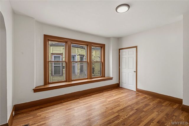 492 Dodge Street, Buffalo, NY 14208