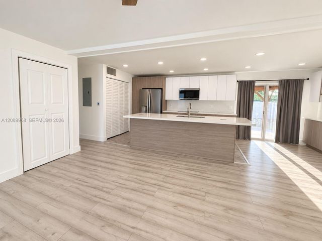 7907 NW 73rd Terrace, Tamarac, FL 33321