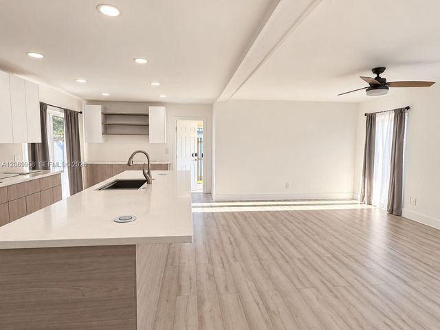 7907 NW 73rd Terrace, Tamarac, FL 33321