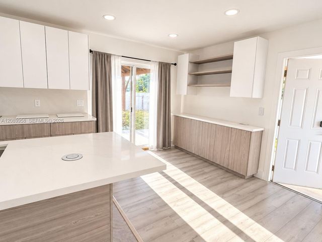 7907 NW 73rd Terrace, Tamarac, FL 33321