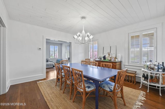 8 Riverdale Avenue, Monmouth Beach, NJ 07750