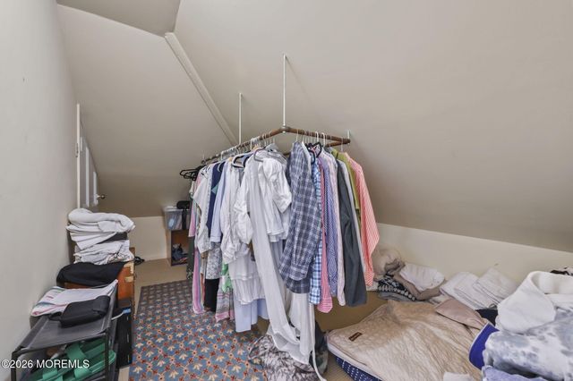 8 Riverdale Avenue, Monmouth Beach, NJ 07750