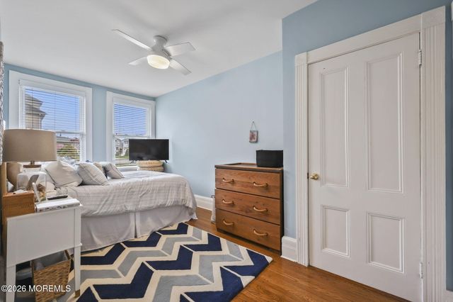 8 Riverdale Avenue, Monmouth Beach, NJ 07750