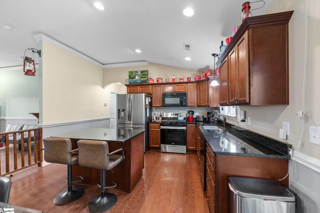 326 Gleaner Drive, Inman, SC 29349