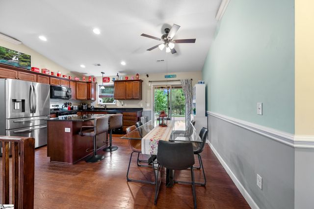 326 Gleaner Drive, Inman, SC 29349