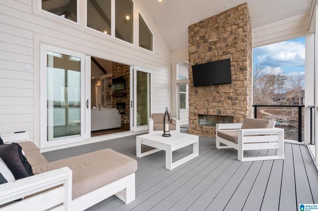 15022 WATERCREST DRIVE, Northport, AL 35475