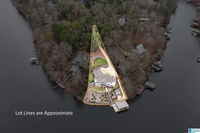 15022 WATERCREST DRIVE, Northport, AL 35475