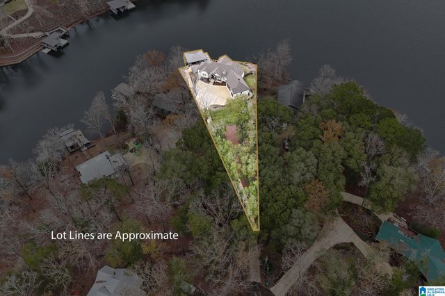 15022 WATERCREST DRIVE, Northport, AL 35475