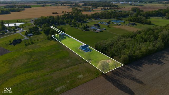 8657 N Us Highway 31, Seymour, IN 47274