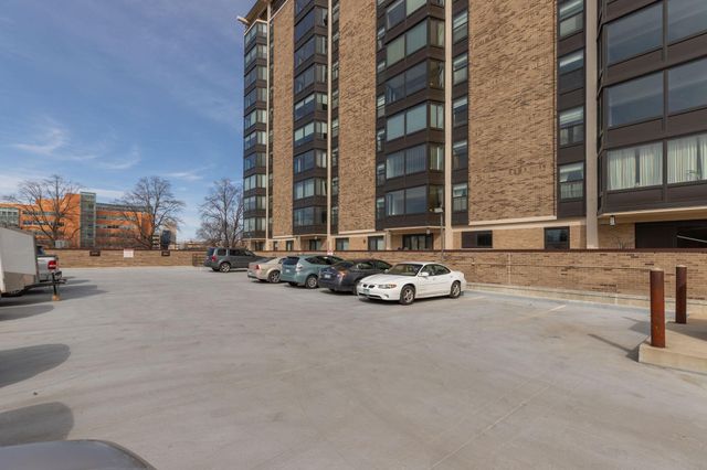 207 5th Avenue SW 902, Rochester, MN 55902
