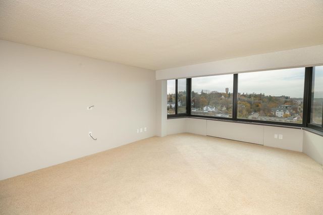 207 5th Avenue SW 902, Rochester, MN 55902