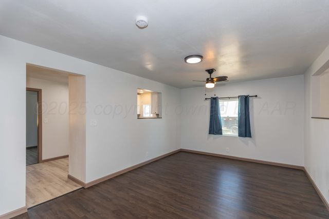 1137 N Russell Street, Pampa, TX 79065