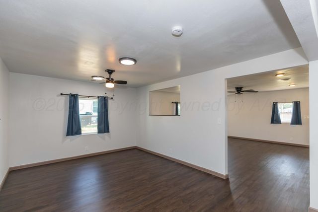 1137 N Russell Street, Pampa, TX 79065