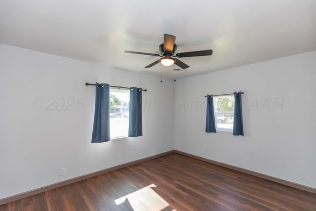 1137 N Russell Street, Pampa, TX 79065