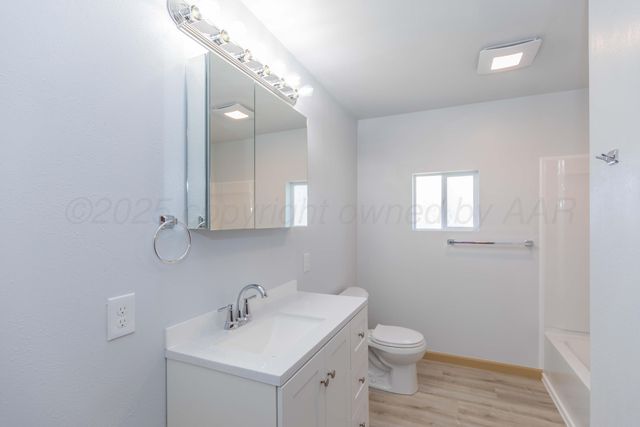 1137 N Russell Street, Pampa, TX 79065