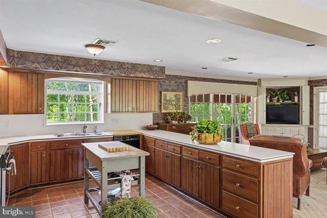 144 CREEK RD, Chalfont, PA 18914