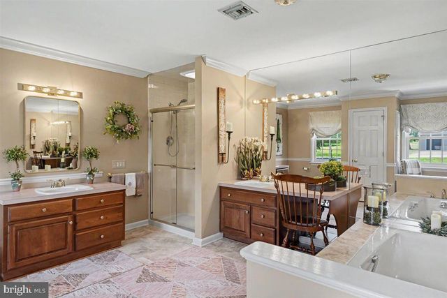 144 CREEK RD, Chalfont, PA 18914