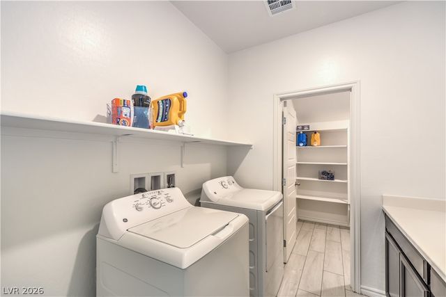 2982 Gunnery Forge Street, Las Vegas, NV 89156