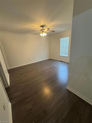 207 Willowbrook Drive, Thomasville, NC 27360