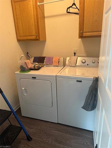 207 Willowbrook Drive, Thomasville, NC 27360