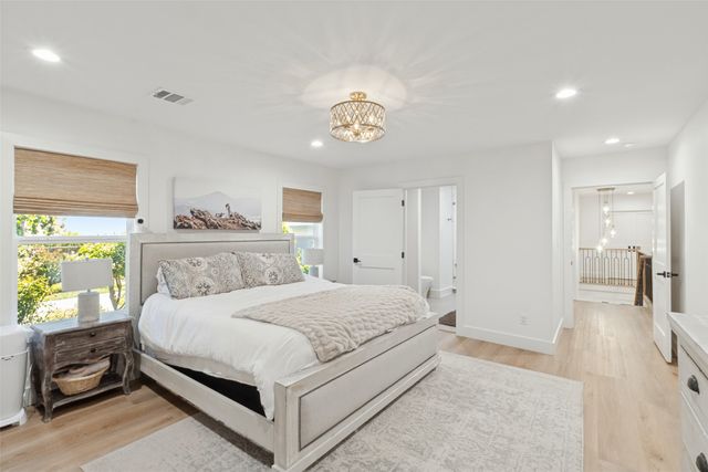 5931 Kenwood Avenue, Dallas, TX 75206