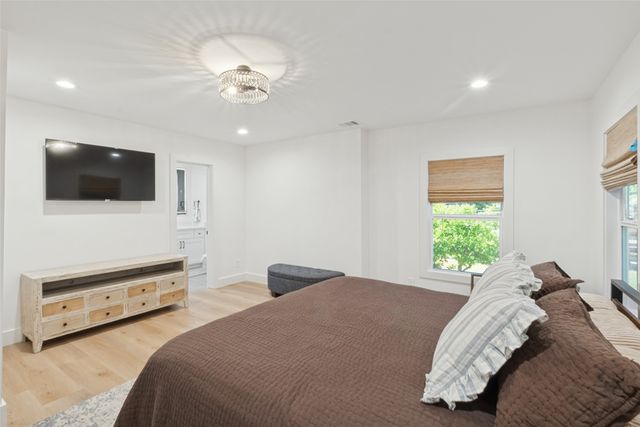 5931 Kenwood Avenue, Dallas, TX 75206