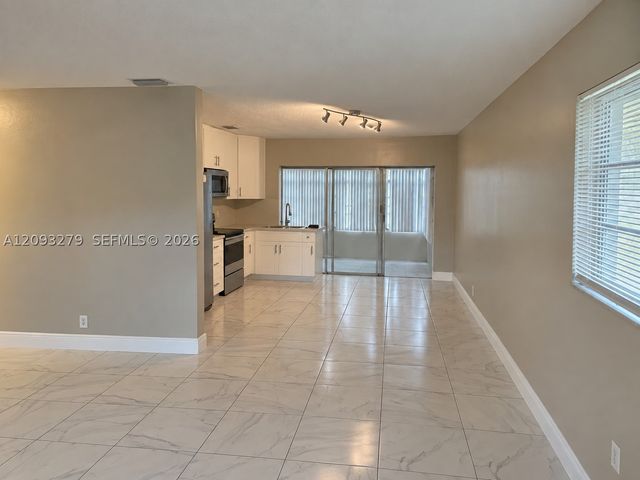 1904 NW 45th Ct 1904, Tamarac, FL 33309