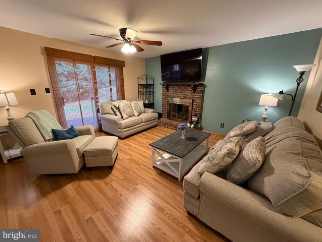 414 THIRD AVE, Newtown Square, PA 19073