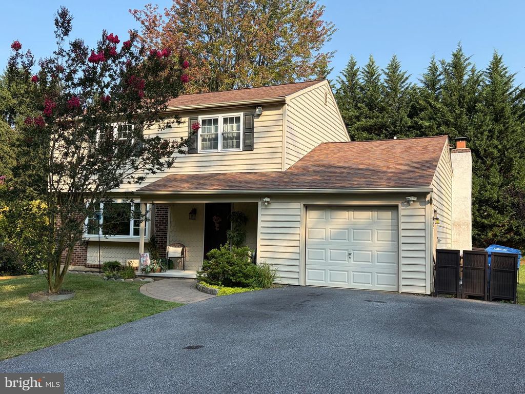 414 THIRD AVE, Newtown Square, PA 19073