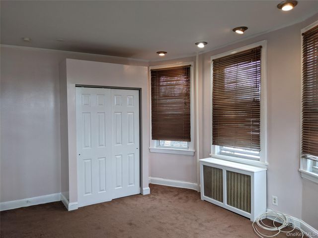 26 Coligni Avenue 2-1, New Rochelle, NY 10801