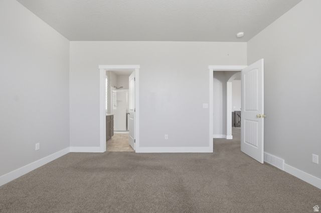 5377 W IRON KING DR, Herriman, UT 84096