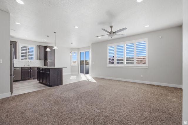 5377 W IRON KING DR, Herriman, UT 84096