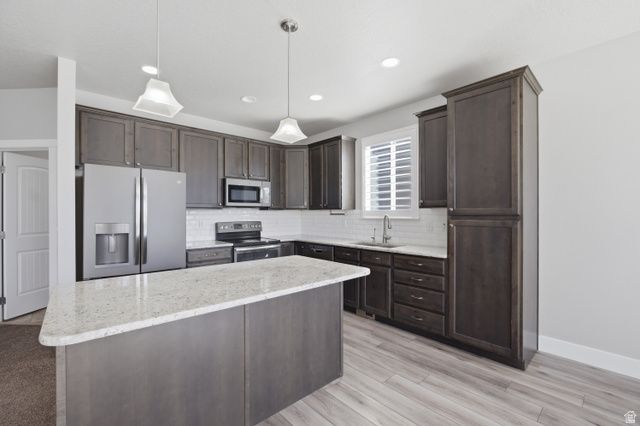 5377 W IRON KING DR, Herriman, UT 84096