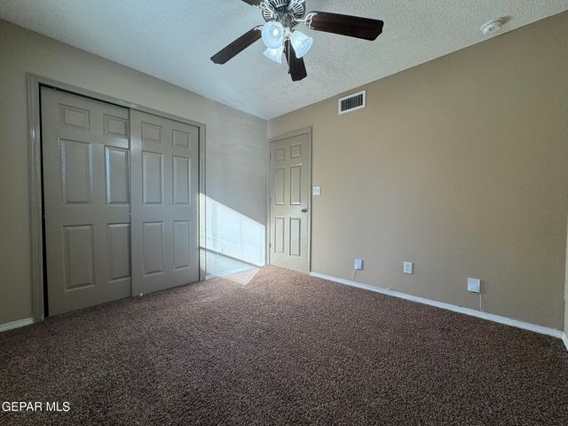 5316 IGNACIO ALMANZAR Lane, El Paso, TX 79934