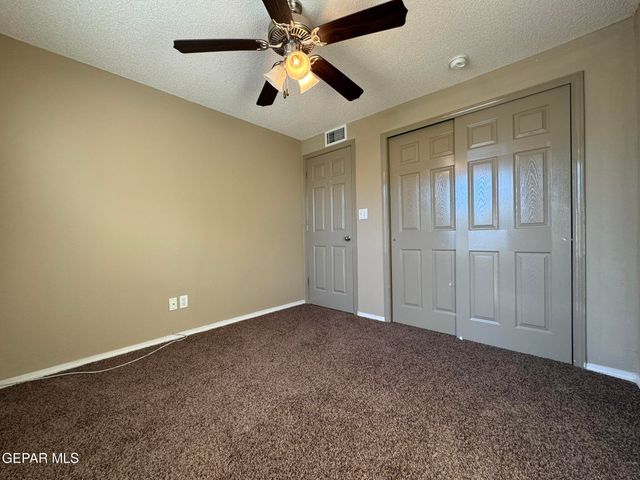 5316 IGNACIO ALMANZAR Lane, El Paso, TX 79934