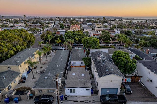 1566 Reed Ave, San Diego, CA 92109