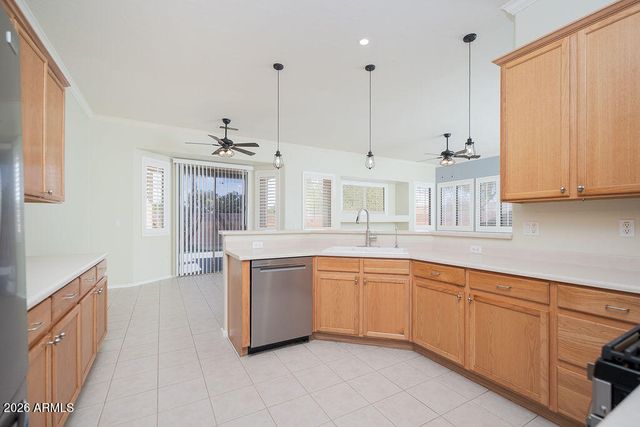 16746 W TONBRIDGE Street, Surprise, AZ 85374