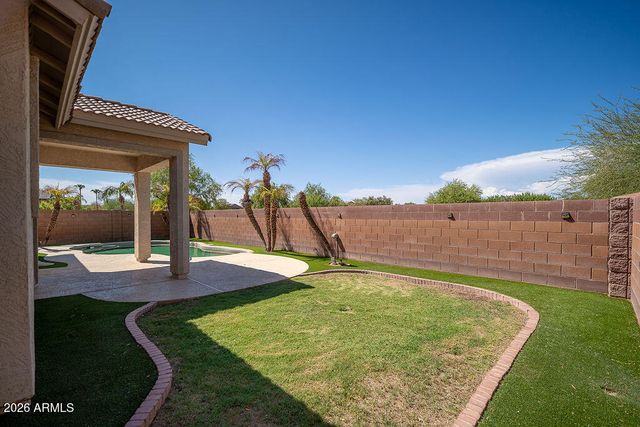 16746 W TONBRIDGE Street, Surprise, AZ 85374