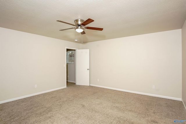 202 Valleyside Drive, Huntsville, AL 35810