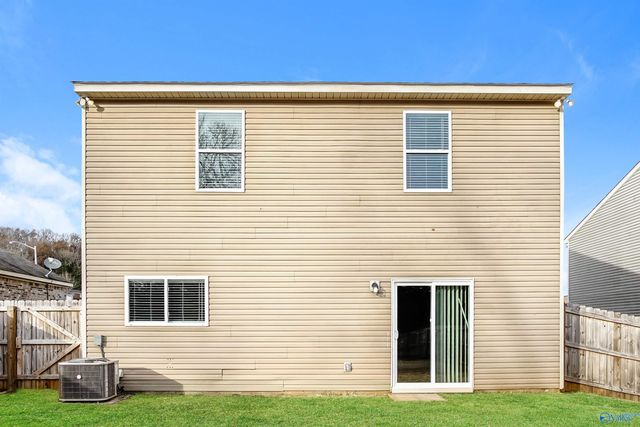 202 Valleyside Drive, Huntsville, AL 35810